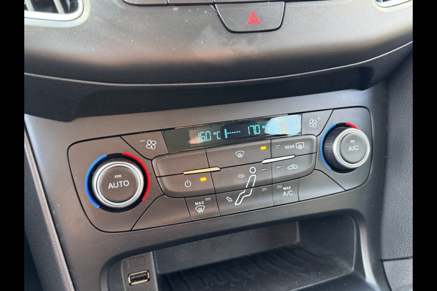 Ford FOCUS Wagon 100PK ECOBOOST BUSINESS EDITION TREKHAAK/NAVI/CARPLAY