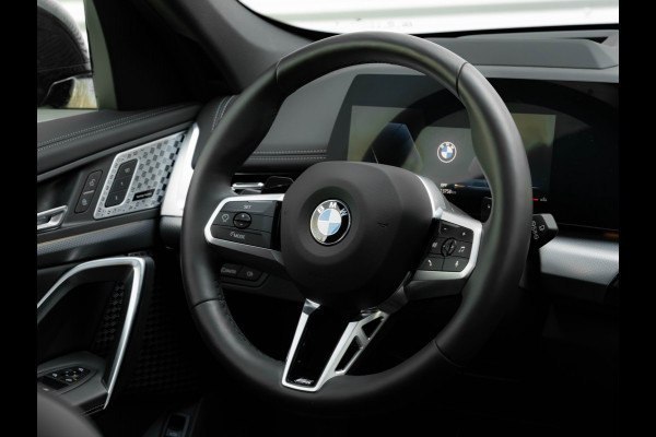 BMW X1 sDrive20i M-Sport Pro - Pano - Memoryzetel - ACC - Head-up - Harman Kardon