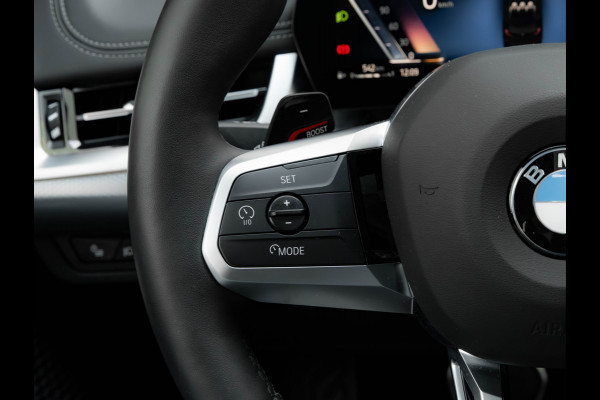 BMW X1 sDrive20i M-Sport Pro - Pano - Memoryzetel - ACC - Head-up - Harman Kardon