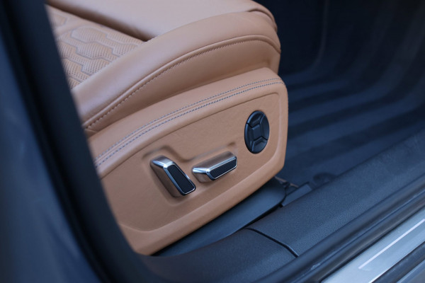 Audi RS6 TFSI Quattro *Keramisch*Carbon*Pano*Indiviual kleur*B&O*