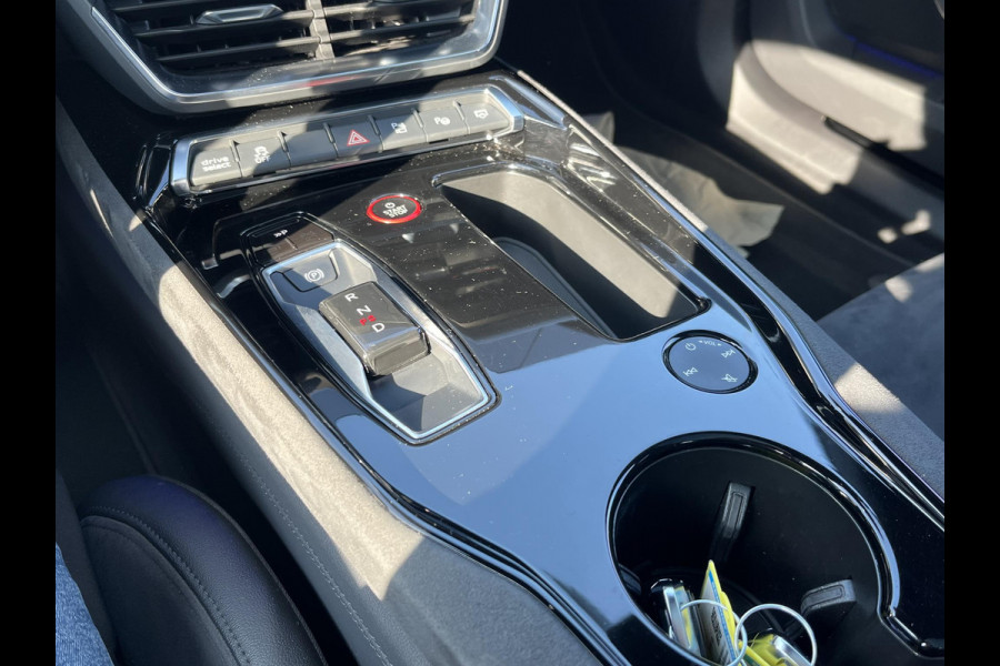 Audi e-tron GT RS 93 kWh 598PK! | SOH 89% | KEMORAGRIJS| STOELVERWARMING| ACHTERBANK VERWARMD| BANG & OLUFSEN| MATRIX LASER | DODE HOEK| PANORAMADAK| 360 CAMERA| HEAD-UP DISPLAY | NACHTZICHT ASSISTENT