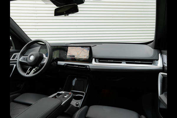 BMW X1 sDrive20i M-Sport Pro - Pano - Memoryzetel - ACC - Head-up - Harman Kardon