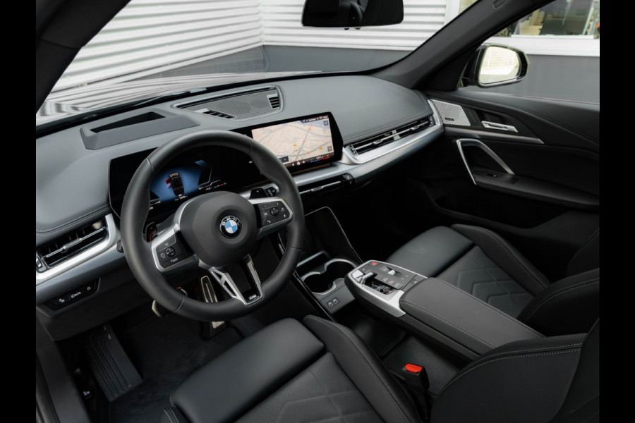 BMW X1 sDrive20i M-Sport Pro - Pano - Memoryzetel - ACC - Head-up - Harman Kardon