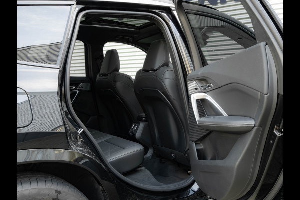 BMW X1 sDrive20i M-Sport Pro - Pano - Memoryzetel - ACC - Head-up - Harman Kardon