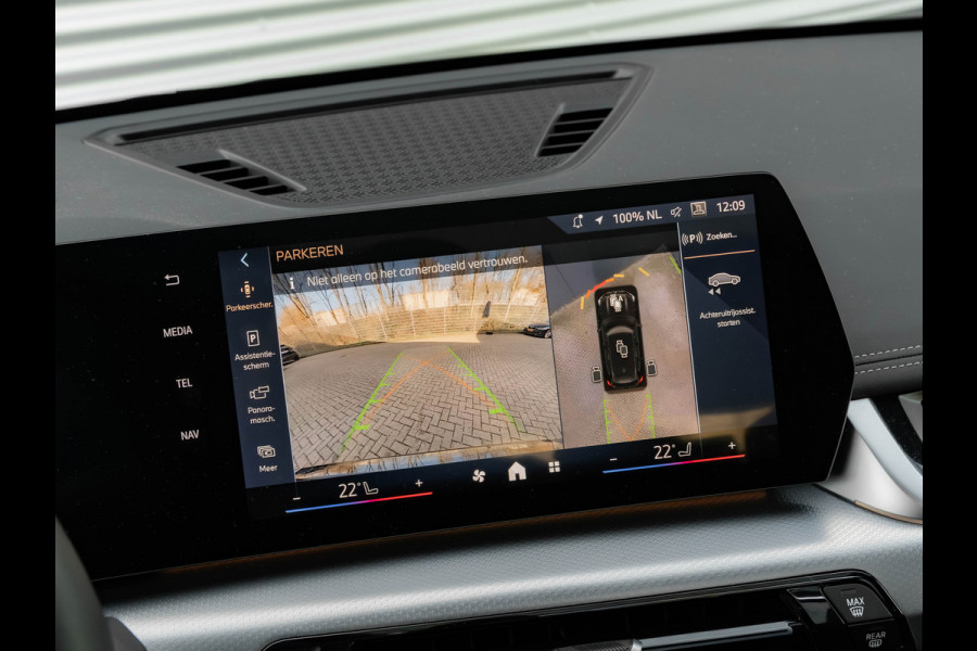 BMW X1 sDrive20i M-Sport Pro - Pano - Memoryzetel - ACC - Head-up - Harman Kardon