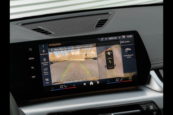 BMW X1 sDrive20i M-Sport Pro - Pano - Memoryzetel - ACC - Head-up - Harman Kardon