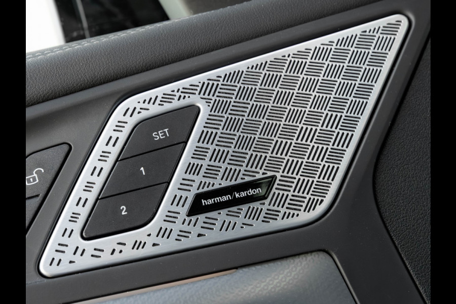 BMW X1 sDrive20i M-Sport Pro - Pano - Memoryzetel - ACC - Head-up - Harman Kardon