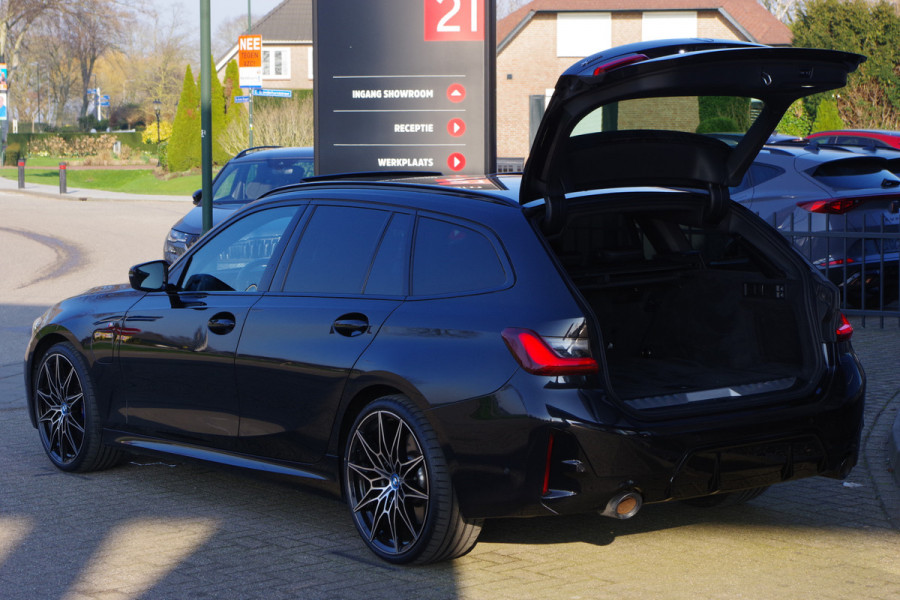BMW 3 Serie Touring 330e 293 PK xDrive M-Sport Pro PHEV, Panoramadak, Kuipstoelen, Head-Up, Memory, Adap. Cruise Control