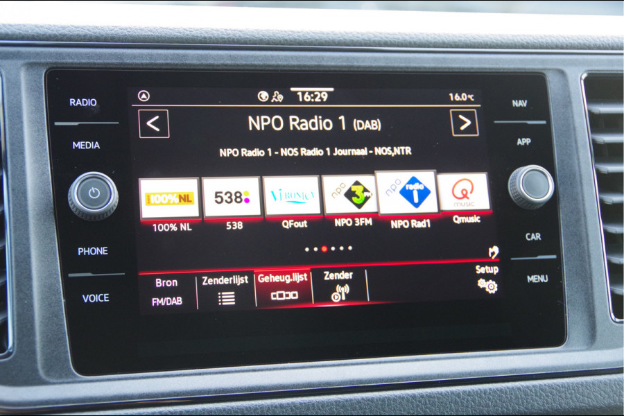 MAN TGE 3.140 35 2.0 L3H2 140PK AUT. LED, TREKHAAK, CAMERA, APPLE CARPLAY/ANDROID AUTO, CRUISE, VOORRUIT VERWARMING