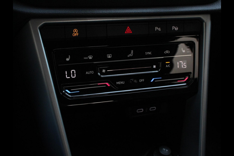 Volkswagen T-Roc 1.5 TSI 150pk DSG Life | Navigatie | Apple Carplay/Android Auto | Adaptive Cruise Control | Trekhaak | Parkeersensoren | Stoelverwarming | Ledverlichting | Getinte ramen | Climate Control |