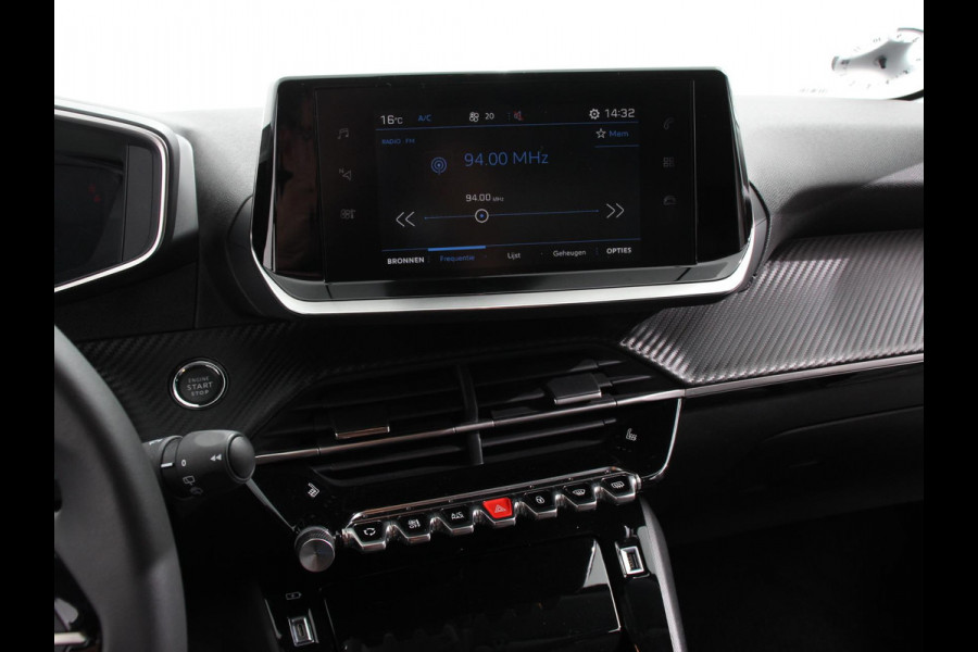 Peugeot 208 1.2 PureTech 100pk Allure Pack Apple Carplay / Android Auto | Camera | Keyless | Adeptive Cruise Control | Stoelverwarming | Getinte Ramen |