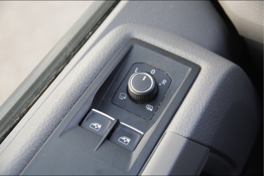 MAN TGE 3.180 35 2.0 3-ZITS, 177PK AUT. LED, TREKHAAK, CAMERA, GEV. STOEL, CRUISE, CLIMA, APPLE CARPLAY/ANDROID AUTO