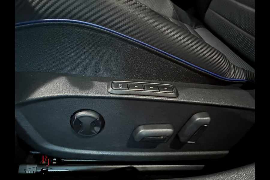Volkswagen Golf 8 R 2.0 TSI 4MOTION 320PK Akrapovic|Leder|HUD|Harman/Kardon|Full Option