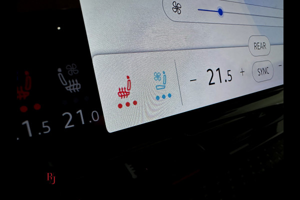 Volkswagen Golf 8 R 2.0 TSI 4MOTION 320PK Akrapovic|Leder|HUD|Harman/Kardon|Full Option