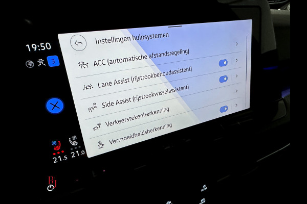 Volkswagen Golf 8 R 2.0 TSI 4MOTION 320PK Akrapovic|Leder|HUD|Harman/Kardon|Full Option