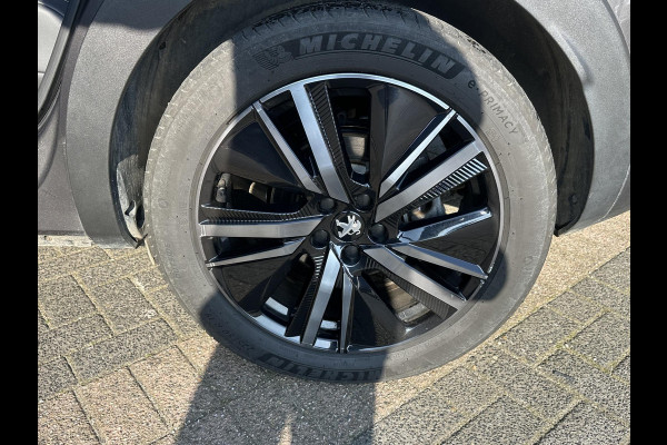 Peugeot 3008 1.6 HYbrid 225 GT PHEV| BLACK OPTIC| ELEK. STOEL + MEMORY| MASSAGESTOELEN| FOCAL AUDIO| STOELVERWARMING| CAMERA VOOR+ ACHTER| ADAPTIVE CRUISE CONTROL| DODE HOEK SENSOR| ELEK. ACHTERKLEP