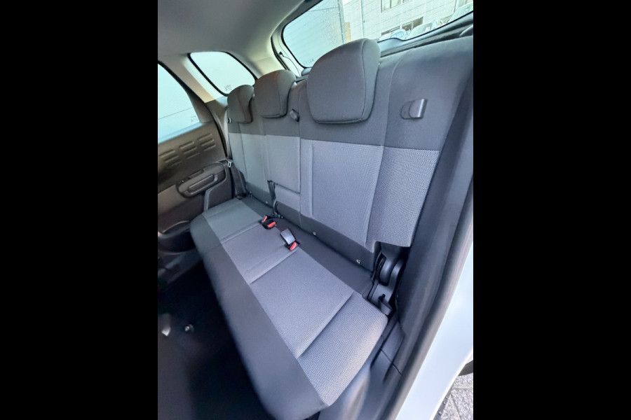 Citroën C3 Aircross 110pk Shine (Camera - Keyless Entry - HiFi - Parkeersensoren V+A - 17"incl 4S - Automatische Airco - Navigatie - Apple Carplay)