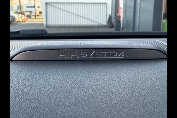 Citroën C3 Aircross 110pk Shine (Camera - Keyless Entry - HiFi - Parkeersensoren V+A - 17"incl 4S - Automatische Airco - Navigatie - Apple Carplay)