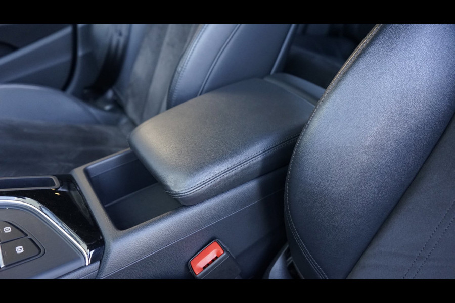 Audi A4 Limousine 1.4 TFSI Sport AUTOMAAT-ALCANTARA-AMBIANCE-CLIMA-CRUISE-DRIVE SELECT-FULL LED-KEYLESS-NAVIGATIE
