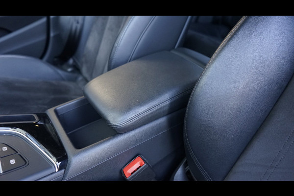 Audi A4 Limousine 1.4 TFSI Sport AUTOMAAT-ALCANTARA-AMBIANCE-CLIMA-CRUISE-DRIVE SELECT-FULL LED-KEYLESS-NAVIGATIE