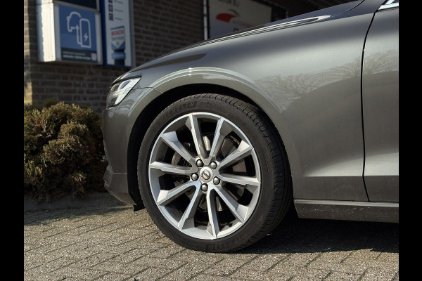 Volvo V60 2.0 T4 Momentum Pro |1e Eigenaar | Leder, Navi, Camera, Stoelverw., El. A.klep | Polestar Engineered |Dealeronderhouden|