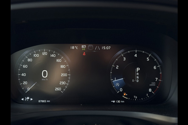 Volvo V60 2.0 T4 Momentum Pro |1e Eigenaar | Leder, Navi, Camera, Stoelverw., El. A.klep | Polestar Engineered |Dealeronderhouden|