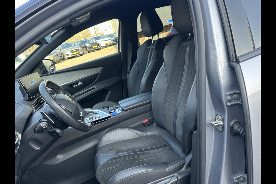 Peugeot 3008 1.6 HYbrid 225 GT PHEV | BLACK OPTIC| FOCAL AUDIO| STOELVERWARMING| CAMERA VOOR+ ACHTER| ADAPTIVE CRUISE CONTROL| DODE HOEK SENSOR| ELEK. ACHTERKLEP| STANDKACHEL