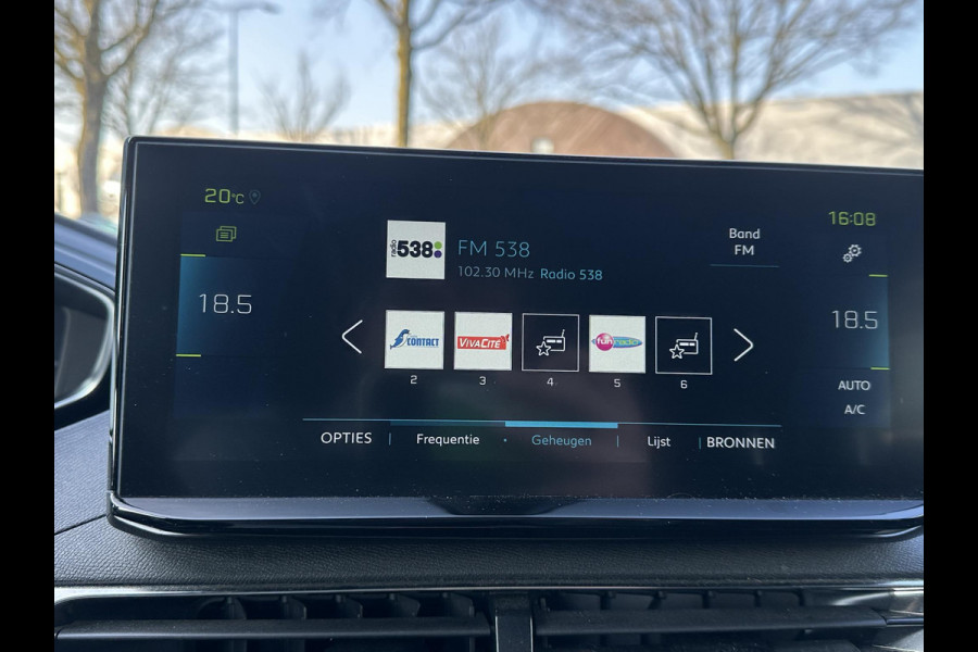 Peugeot 3008 1.6 HYbrid 225 GT PHEV | BLACK OPTIC| FOCAL AUDIO| STOELVERWARMING| CAMERA VOOR+ ACHTER| ADAPTIVE CRUISE CONTROL| DODE HOEK SENSOR| ELEK. ACHTERKLEP| STANDKACHEL