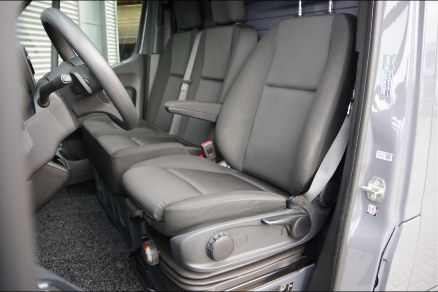 Mercedes-Benz Sprinter 316 2.2 CDI L2H2 AUT. LED, TREKHAAK, STANDKACHEL, STOELVERWARMING, CAMERA, CRUISE, GEVEERDE STOEL