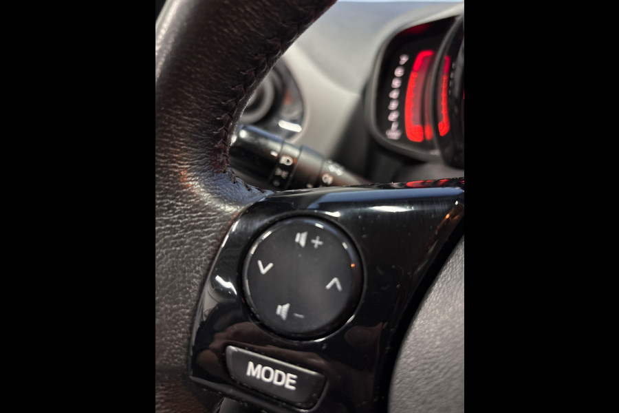 Peugeot 108 1.0 e-VTi Allure