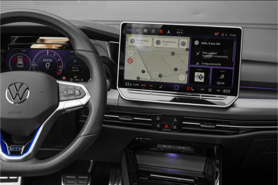 Volkswagen Golf 1.5 eHybrid GTE Pano Matrix ACC HUD Trekhaak Sfeerverlichting