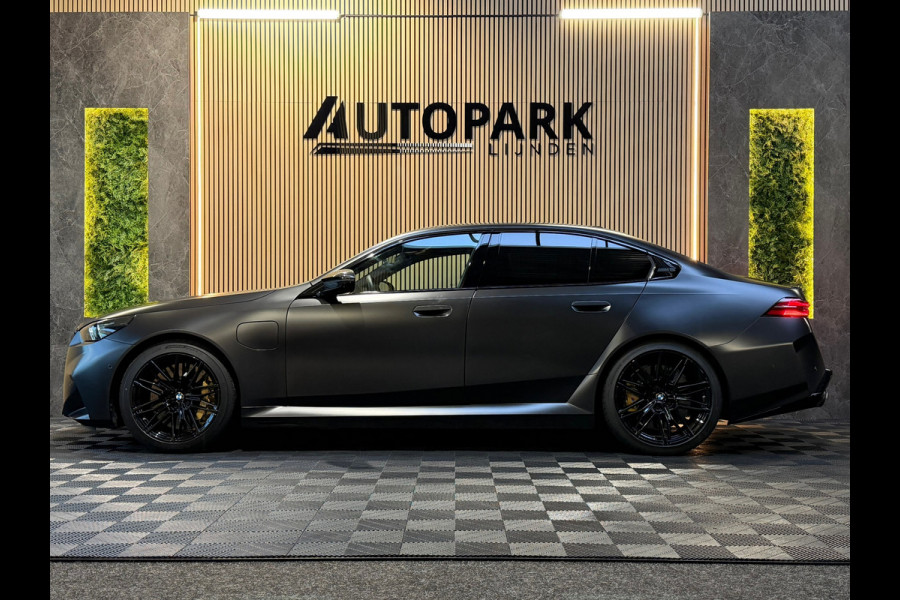 BMW 5 Serie M5 CARBON|KERAMISCH|AKRA|BOWERS & WILKNIS|727PK|FABRIEKSGARANTIE|BOMVOL!
