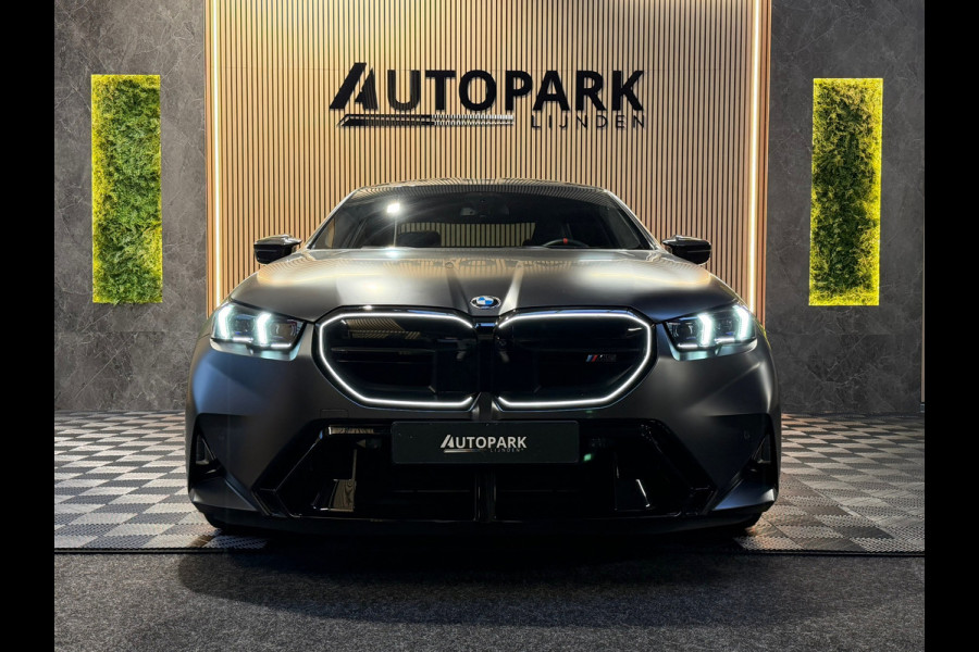 BMW 5 Serie M5 CARBON|KERAMISCH|AKRA|BOWERS & WILKNIS|727PK|FABRIEKSGARANTIE|BOMVOL!