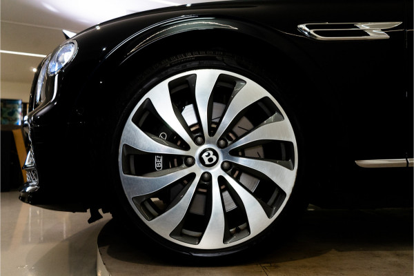 Bentley Flying Spur 2.9 V6 Hybrid Mulliner 544PK | Pano | B&O | Night | Luchtvering | Garantie