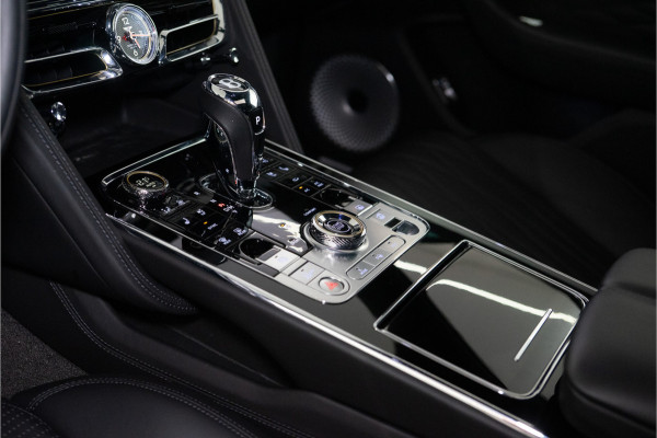 Bentley Flying Spur 2.9 V6 Hybrid Mulliner 544PK | Pano | B&O | Night | Luchtvering | Garantie