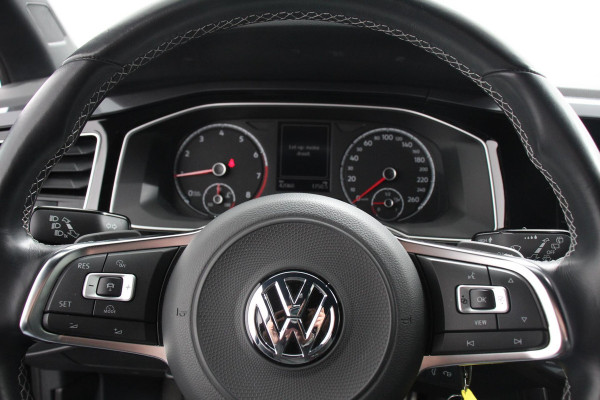 Volkswagen Polo 1.5 TSI 150pk DSG R-Line | Navigatie | Apple Carplay / Android Auto | Adaptive Cruise Control | Stoelverwarming | Privacy Glass | DAB |