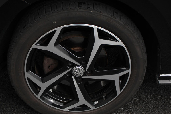 Volkswagen Polo 1.5 TSI 150pk DSG R-Line | Navigatie | Apple Carplay / Android Auto | Adaptive Cruise Control | Stoelverwarming | Privacy Glass | DAB |