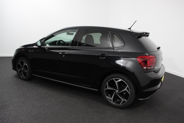 Volkswagen Polo 1.5 TSI 150pk DSG R-Line | Navigatie | Apple Carplay / Android Auto | Adaptive Cruise Control | Stoelverwarming | Privacy Glass | DAB |