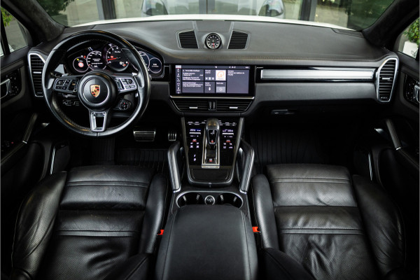 Porsche Cayenne 4.0 Turbo - Origineel NL | Sport Chrhono + | Luchtvering | Elek. Trekhaak
