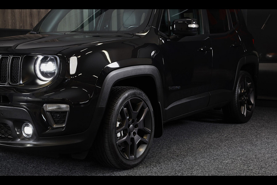 Jeep Renegade 4xe 240 Plug-in Hybrid Electric S / Aut / Navi / Cruise / Camera / Leder / Open Panoramadak / Led / Pdc / 19 Inch