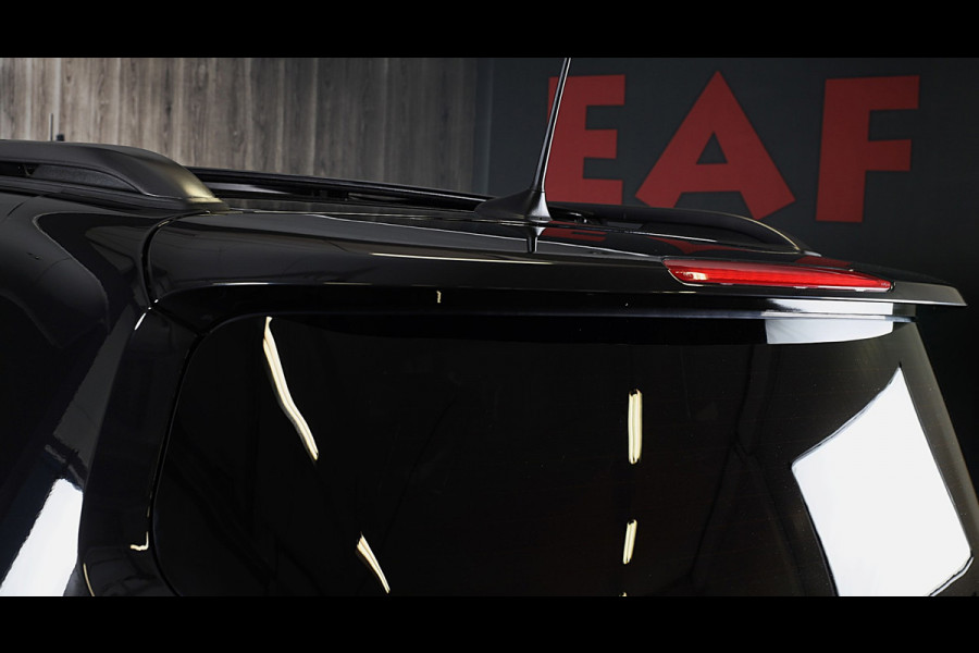 Jeep Renegade 4xe 240 Plug-in Hybrid Electric S / Aut / Navi / Cruise / Camera / Leder / Open Panoramadak / Led / Pdc / 19 Inch