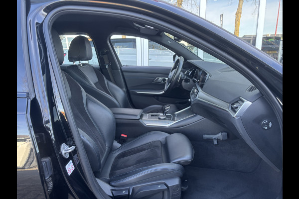 BMW 3 Serie Touring 318i Business Edition | M Pakket | Sfeerverlichting | Apple Carplay | Parkeercamera