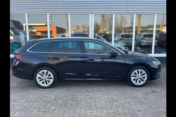 Škoda Octavia Combi 1.0 TSI Business Edition Plus | Memory Stoelen | Stuur Verwarming | Parkeer Sensoren