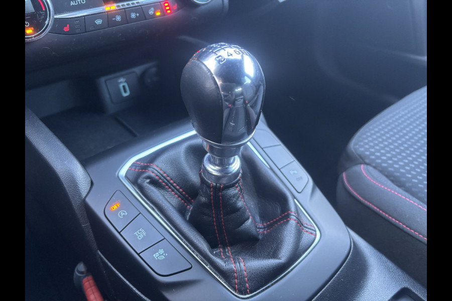 Ford FOCUS Wagon 1.0 EcoBoost ST Line Business | Trekhaak | Stuurverwarming | Stoelverwarming | Navi