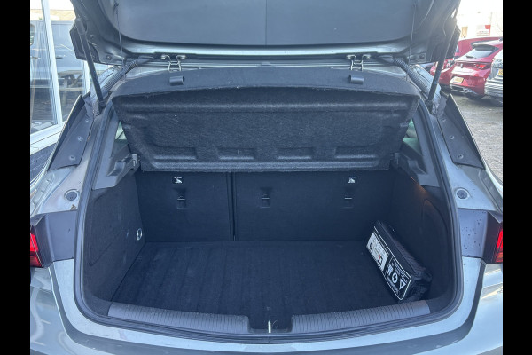 Opel Astra 1.4 146 PK Blitz Edition Automaat | Stoel&Stuur verwarming | Parkeercamera |