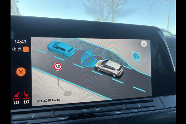 Volkswagen Golf 1.0 TSI Life Business | Sfeerverlichting |Suurverwarming | Adaptive Cruise | Stoelverwarming