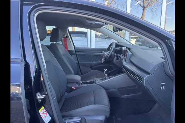 Volkswagen Golf 1.0 TSI Life Business | Sfeerverlichting |Suurverwarming | Adaptive Cruise | Stoelverwarming