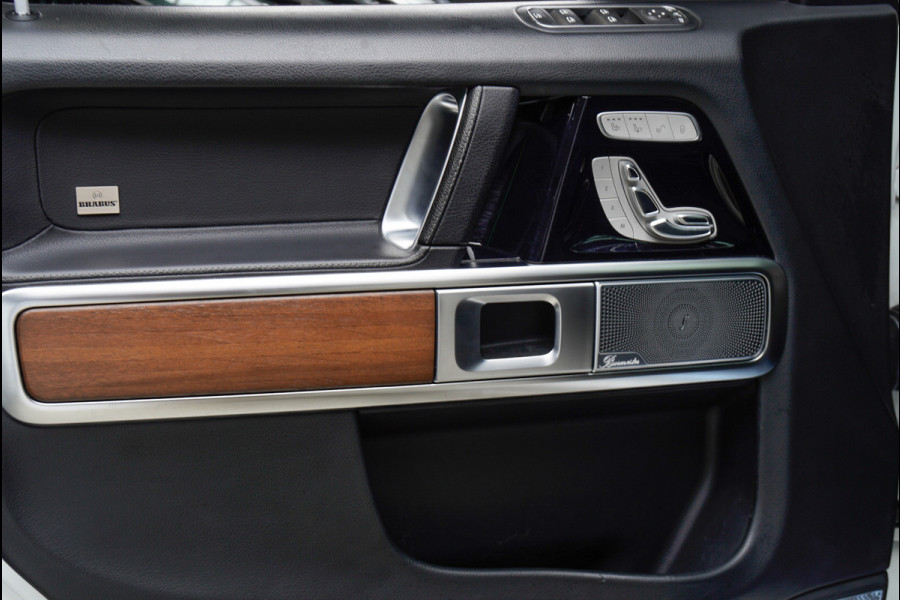 Mercedes-Benz G-Klasse BRABUS 800 Massage Burmester PTS 360° Camera Leer Navi Stoelventilatie Stoelverwarming voor en achter Climate voor & achter Memory seats Distronic Plus Elektr. bedienb. schuif-/ kanteldak PTS LM velgen