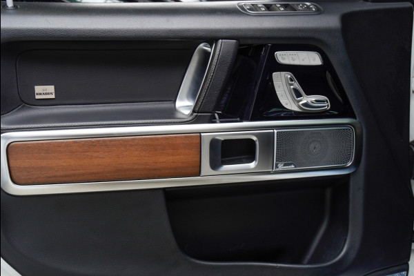 Mercedes-Benz G-Klasse BRABUS 800 Massage Burmester PTS 360° Camera Leer Navi Stoelventilatie Stoelverwarming voor en achter Climate voor & achter Memory seats Distronic Plus Elektr. bedienb. schuif-/ kanteldak PTS LM velgen
