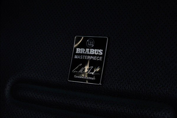 Mercedes-Benz G-Klasse BRABUS 800 Massage Burmester PTS 360° Camera Leer Navi Stoelventilatie Stoelverwarming voor en achter Climate voor & achter Memory seats Distronic Plus Elektr. bedienb. schuif-/ kanteldak PTS LM velgen